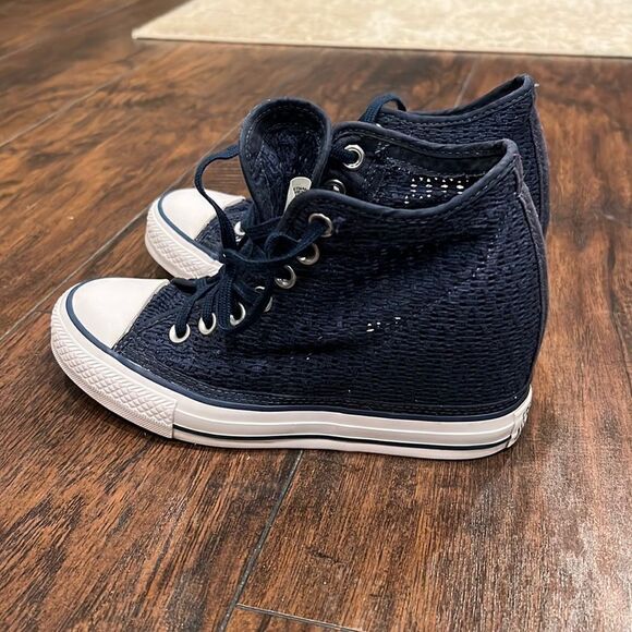 Converse Chuck Taylor All*Star Lux Hidden Wedge Heel Mid Top Blue 7 552696C EUC - Picture 1 of 9